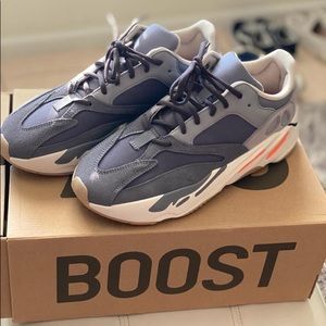 Yeezy Boost 700 ‘Magnet’
